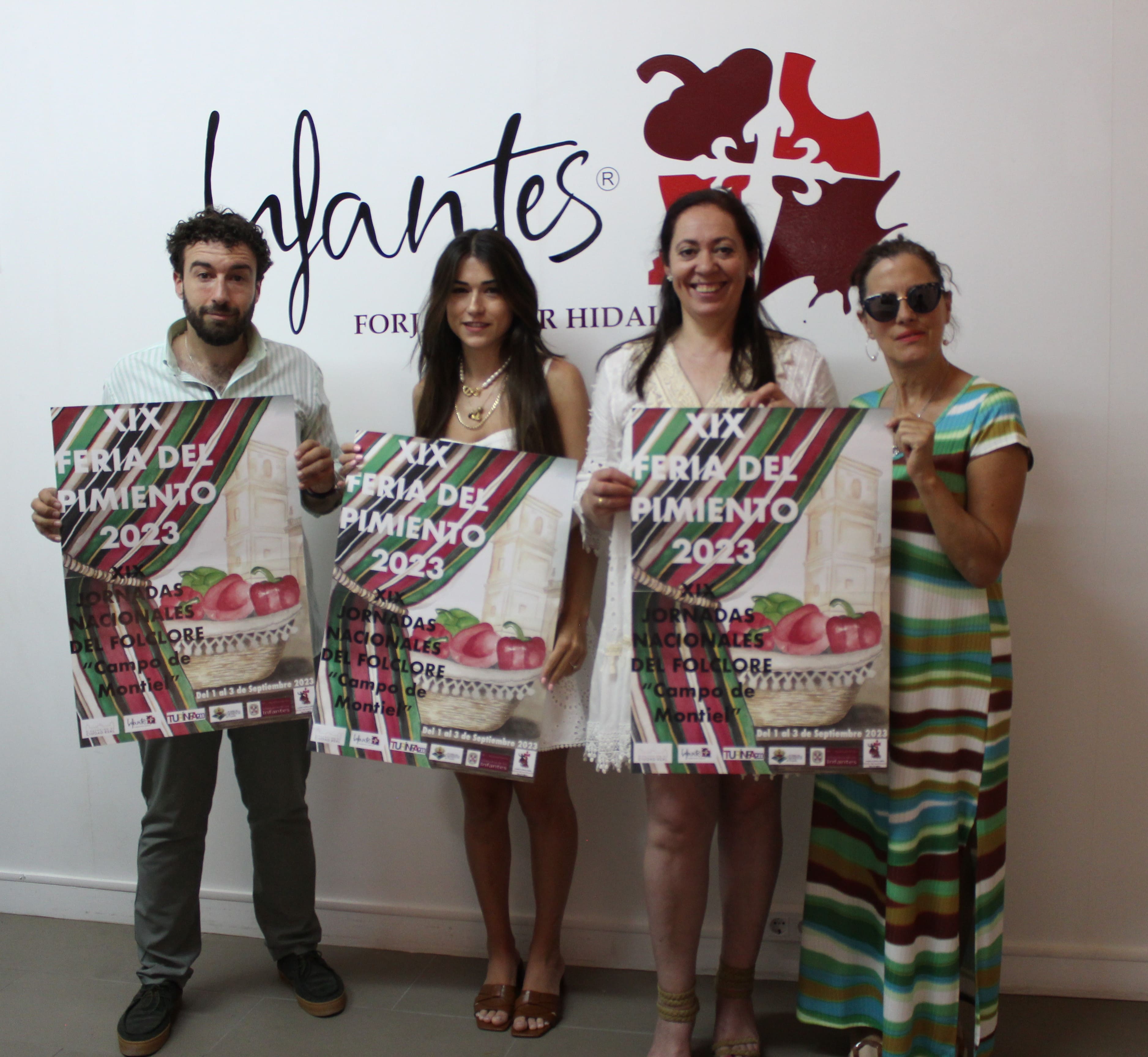 Ana García es la autora del cartel que anuncia ya esta edición de la Fiesta del Pimiento Ana García es la autora del cartel que anuncia ya esta edición de la Fiesta del Pimiento