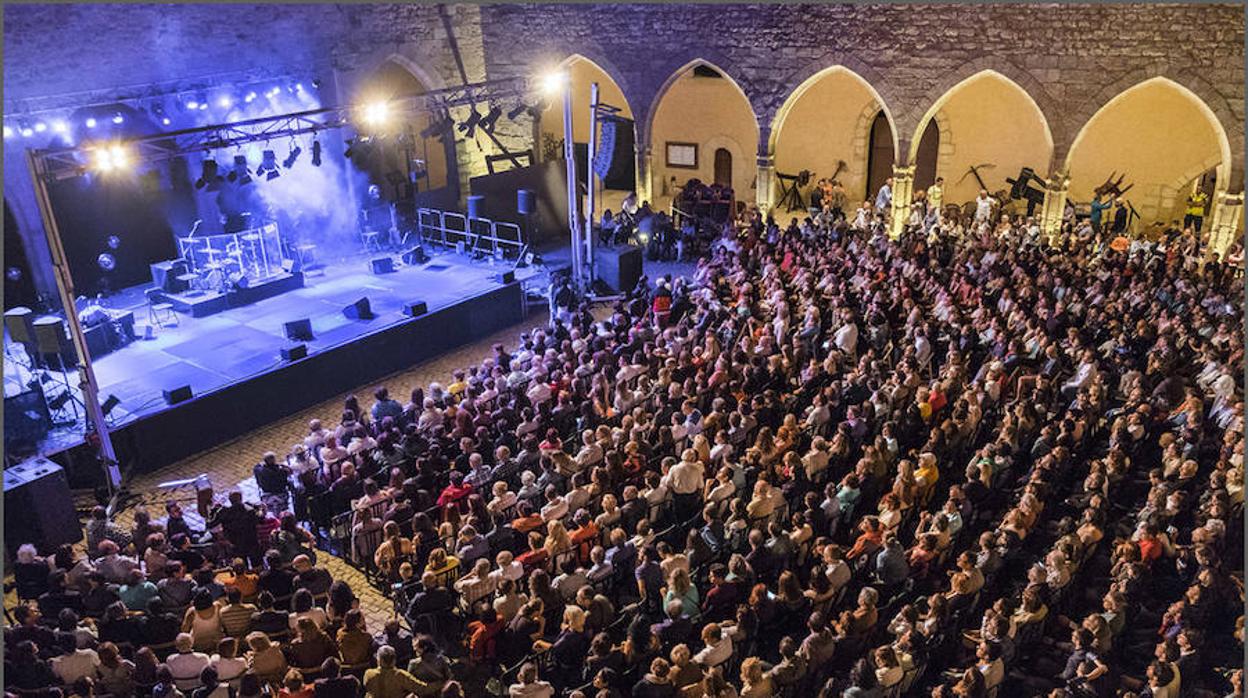 Los castillos vuelven a llenarse de cultura Los castillos vuelven a llenarse de cultura