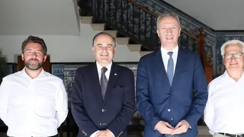Gregorio aboga por una estrecha colaboración con los centros universitarios Gregorio aboga por una estrecha colaboración con los centros universitarios