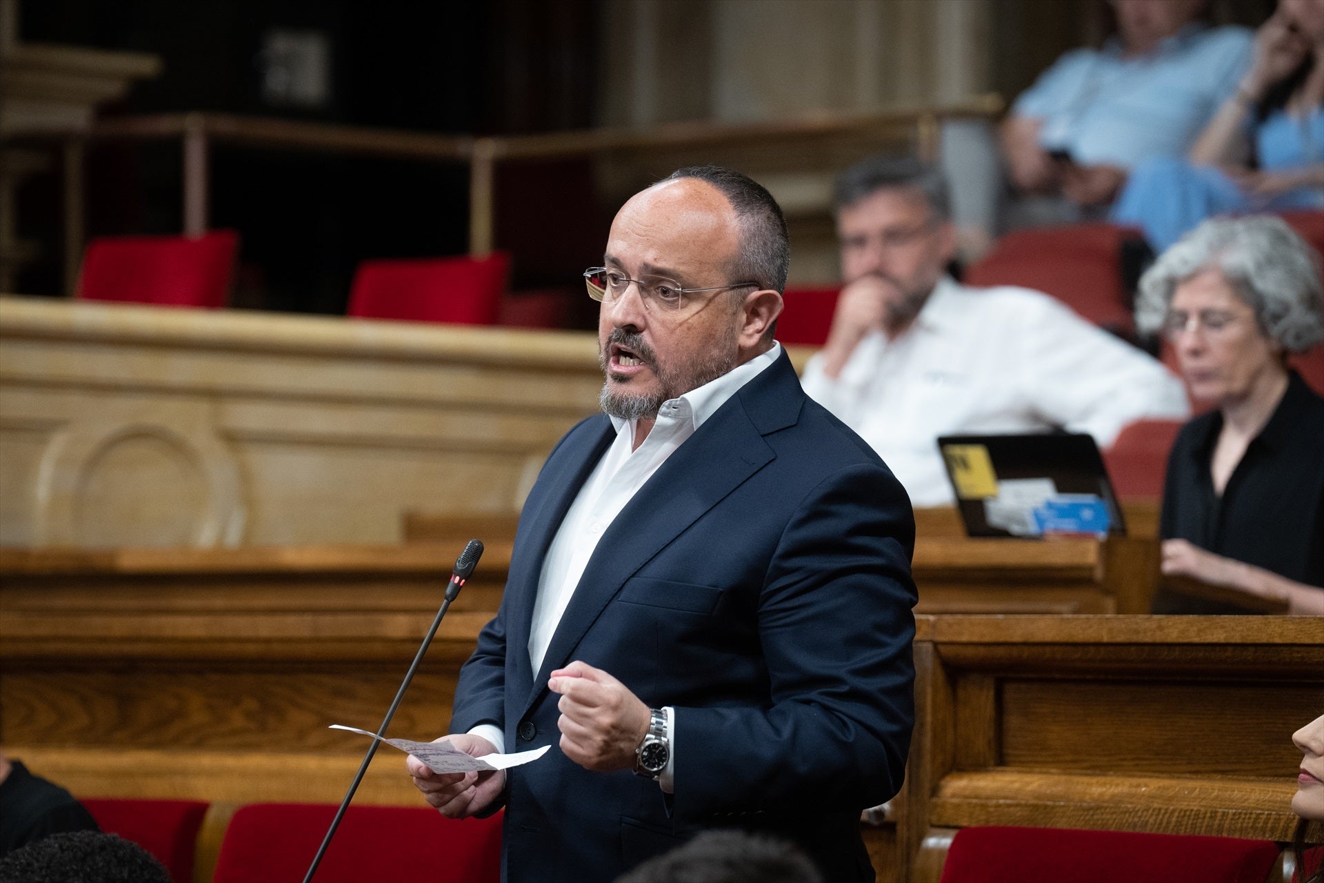 Alejandro Fernández corrige a Feijóo y rechaza que el PP dialogue con Junts Alejandro Fernández corrige a Feijóo y rechaza que el PP dialogue con Junts