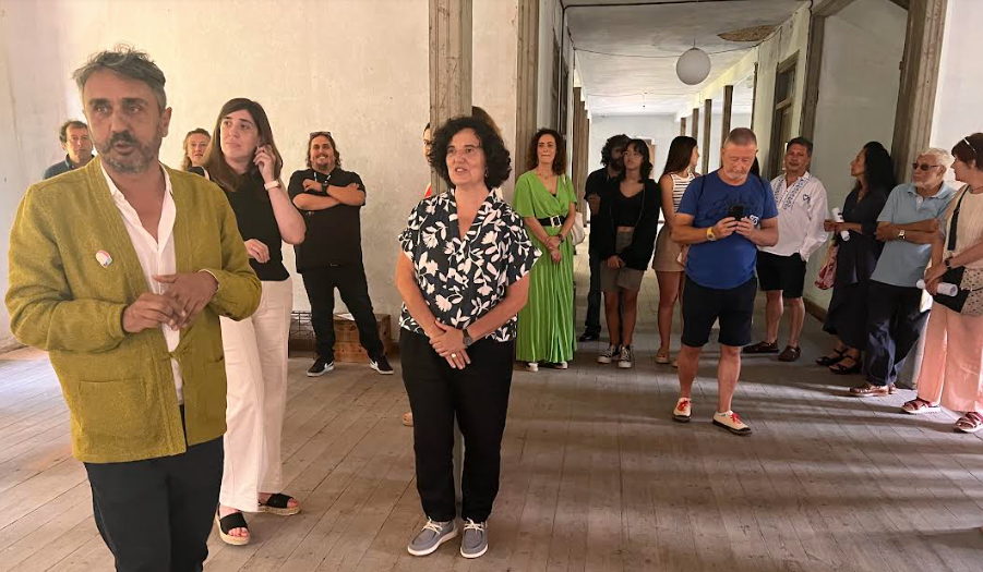 El Balneario de Borines ya acoge la Muestra "Artistas Benéficos" El Balneario de Borines ya acoge la Muestra "Artistas Benéficos"