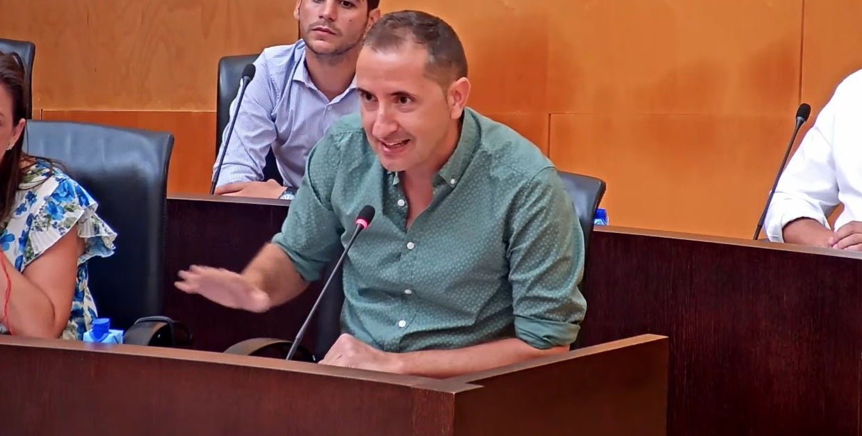 El PSOE pregunta por seis hoteles que no han compensado a Benidorm por el premio hotelero El PSOE pregunta por seis hoteles que no han compensado a Benidorm por el premio hotelero