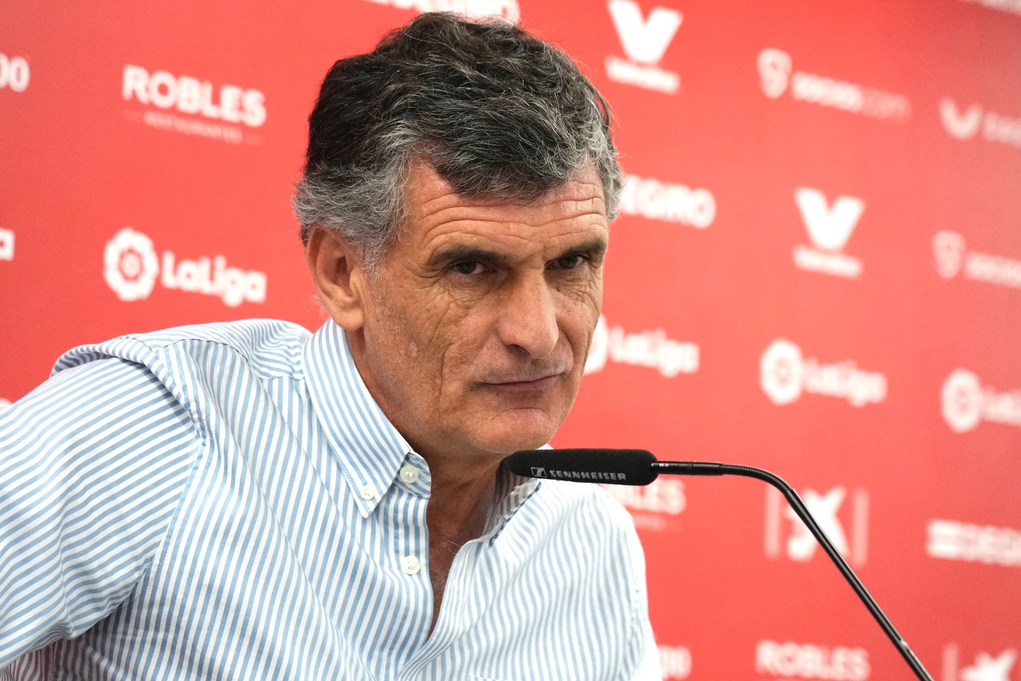 Mendilibar: "La gente joven del Valencia es la que de verdad cree en su entrenador" Mendilibar: "La gente joven del Valencia es la que de verdad cree en su entrenador"