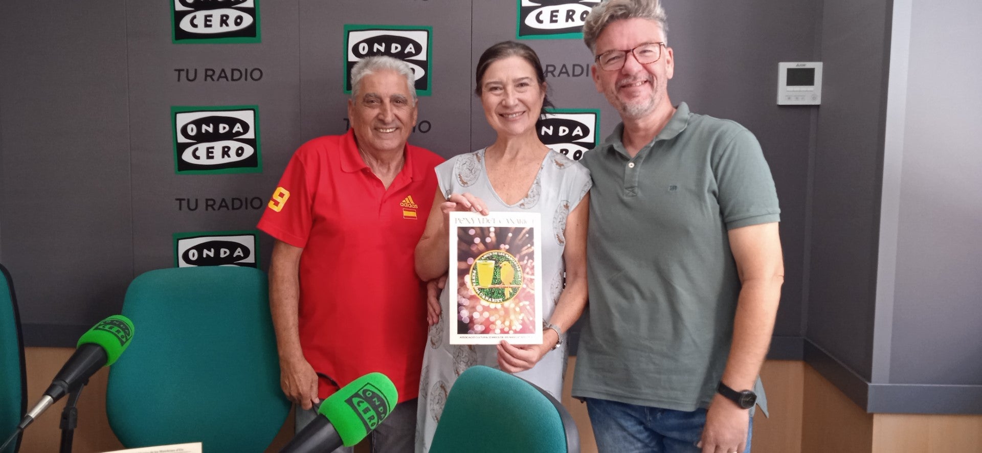 La Penya El Canariet abre este domingo su racó para compartir las mascletás con ilicitanos y visitantes La Penya El Canariet abre este domingo su racó para compartir las mascletás con ilicitanos y visitantes