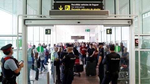 Qué hacer si te cancelan el vuelo antes de viajar