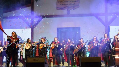 Tuna femenina de la Universidad de la Laguna