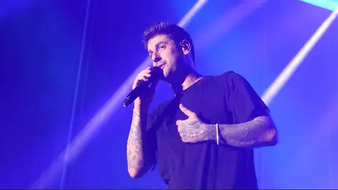 Melendi arrasa en el `Brilla Torrevieja´ con un sold out de 10.000 personas Melendi arrasa en el `Brilla Torrevieja´ con un sold out de 10.000 personas