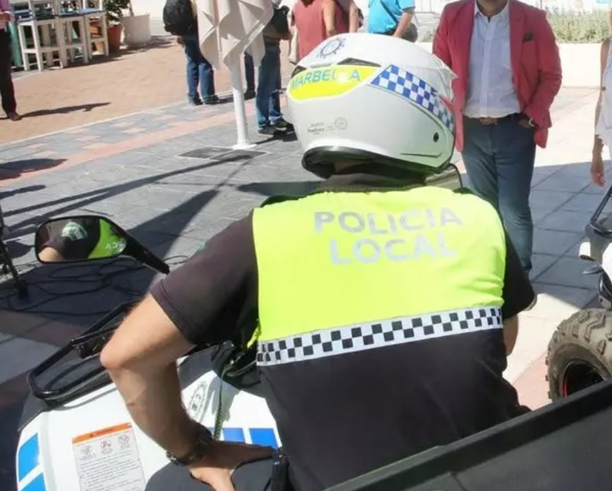 Alrededor de 250 policías locales velan a diario por la seguridad de marbellíes y visitantes durante este mes de agosto Alrededor de 250 policías locales velan a diario por la seguridad de marbellíes y visitantes durante este mes de agosto