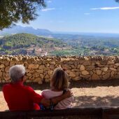 Panorama de la Marina Baixa desde Polop de la Marina con cielos despejados