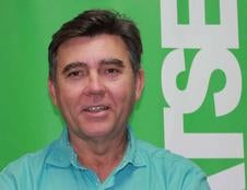 Luis Giménez: "No se están haciendo sustituciones del personal sanitario" Luis Giménez: "No se están haciendo sustituciones del personal sanitario"