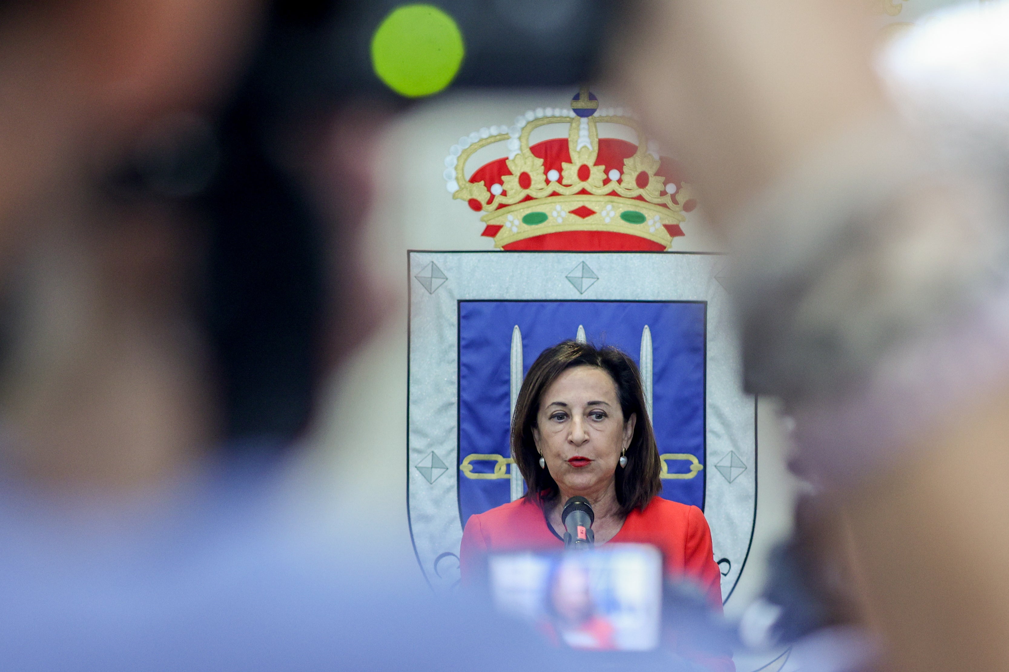 Margarita Robles critica que la Sala de Vacaciones se haya pronunciado sobre el recurso de Puigdemont Margarita Robles critica que la Sala de Vacaciones se haya pronunciado sobre el recurso de Puigdemont