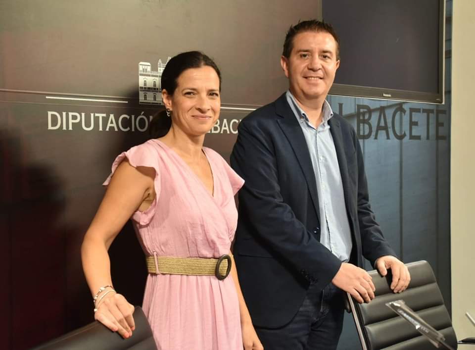 Se ‘da luz verde’ a más de 66.200€ en ayudas a ayuntamientos de la provincia para reforzar su gestión turística este 2023 Se ‘da luz verde’ a más de 66.200€ en ayudas a ayuntamientos de la provincia para reforzar su gestión turística este 2023
