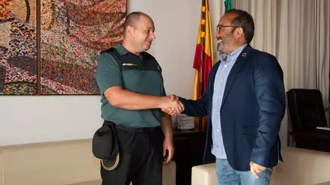 La Diputación de Cáceres destaca el papel "fundamental" de la Guardia Civil en la lucha contra la violencia de género La Diputación de Cáceres destaca el papel "fundamental" de la Guardia Civil en la lucha contra la violencia de género