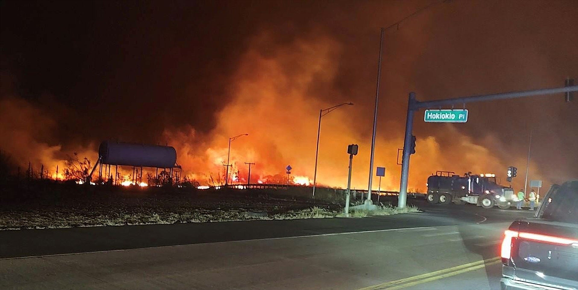 Al menos 36 personas han muerto en los incendios de Hawái Al menos 36 personas han muerto en los incendios de Hawái