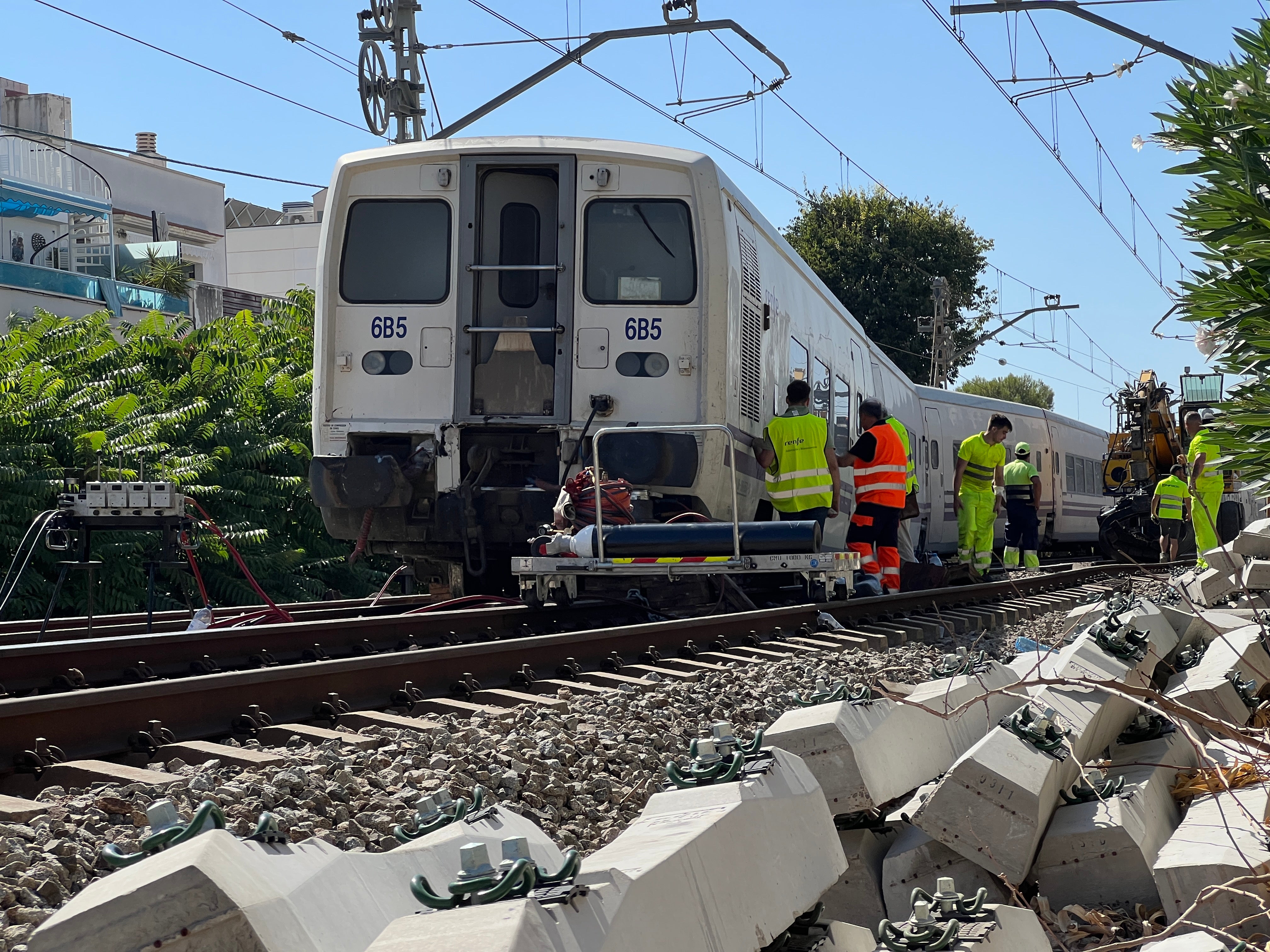 Restablerta la circulació a la R2 sud Restablerta la circulació a la R2 sud