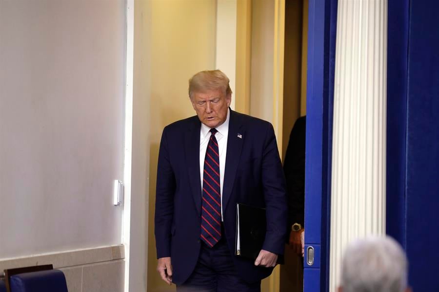 Condenada a 22 años una mujer por enviar una carta con veneno a Trump: "Solo lamento que no funcionó" Condenada a 22 años una mujer por enviar una carta con veneno a Trump: "Solo lamento que no funcionó"