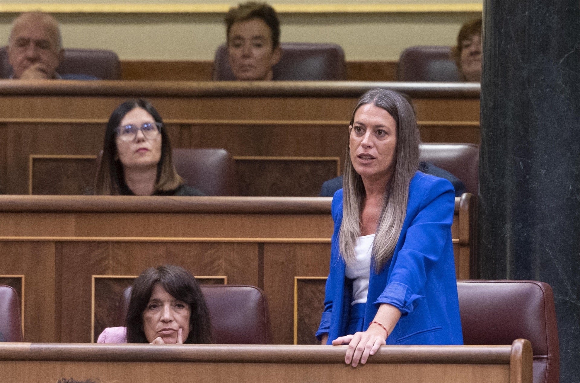 Junts desconfía del PSOE y asegura que aún no han hablado sobre la investidura Junts desconfía del PSOE y asegura que aún no han hablado sobre la investidura