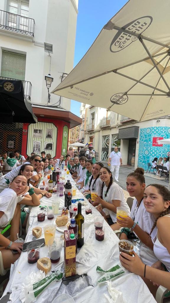 El consumo en la hostelería oscense aumenta gracias a las fiestas El consumo en la hostelería oscense aumenta gracias a las fiestas