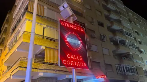 Torrevieja instala señales de tráfico luminosas en varios puntos de la ciudad señales