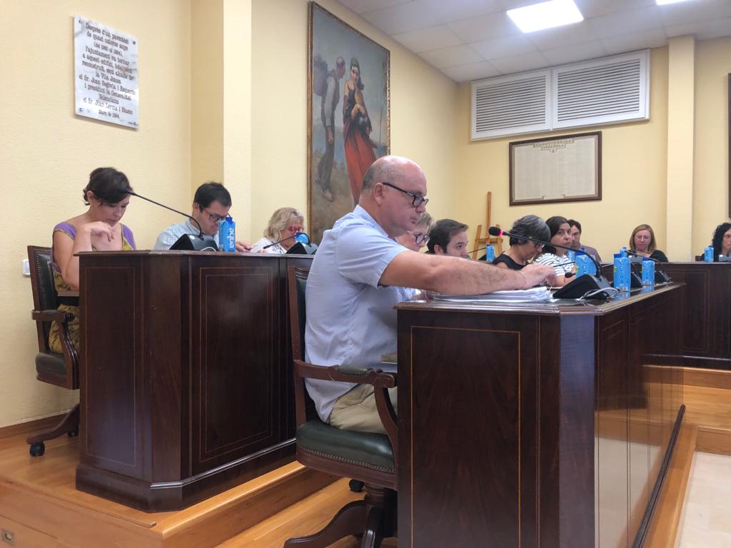 El PSOE de La Vila reclama al gobierno local cumplir los plazos legales de entrega de documentación El PSOE de La Vila reclama al gobierno local cumplir los plazos legales de entrega de documentación