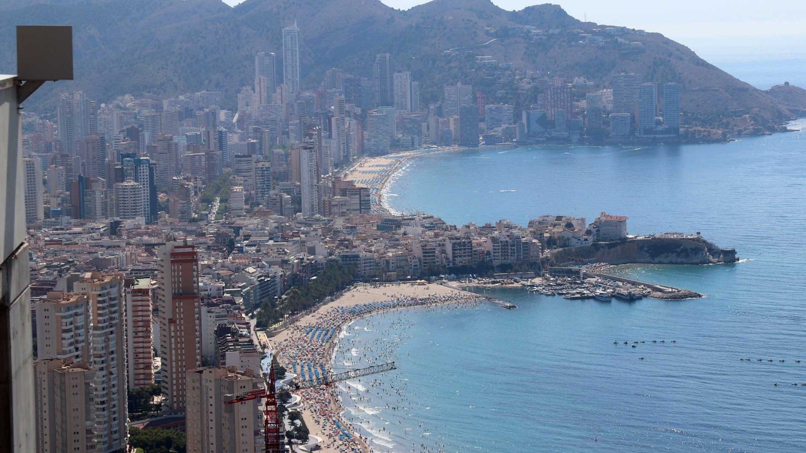 Se cumplen las previsiones de HOSBEC para el puente de agosto en la Marina Baixa con ocupaciones por encima del 90% Se cumplen las previsiones de HOSBEC para el puente de agosto en la Marina Baixa con ocupaciones por encima del 90%