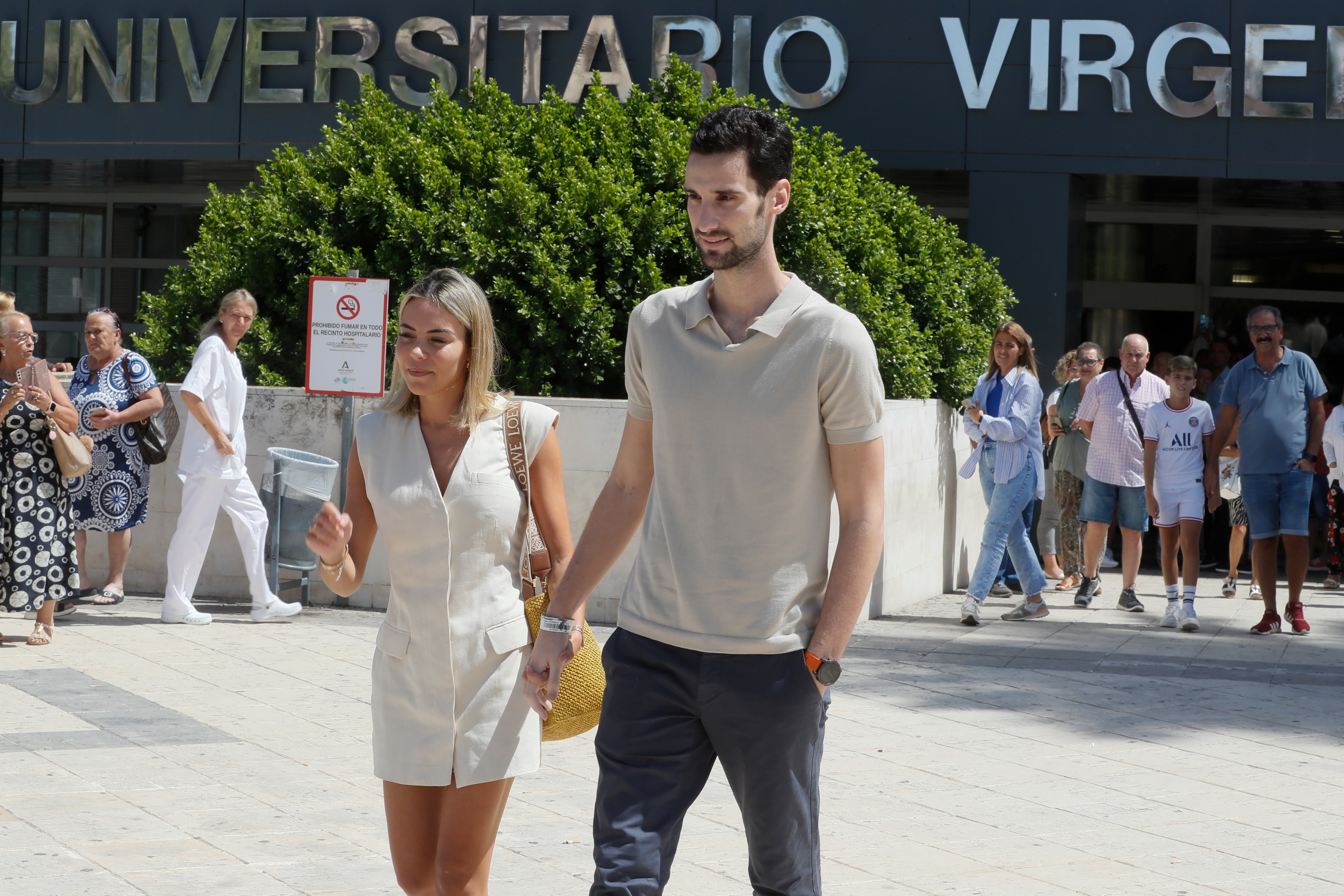 Sergio Rico sale del hospital: "Ojalá pudiera volver al Sevilla" Sergio Rico sale del hospital: "Ojalá pudiera volver al Sevilla"