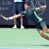 Alcaraz sufre para meterse en semis de Cincinnati Alcaraz sufre para meterse en semis de Cincinnati