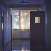 Condenada una enfermera británica por el asesinato de siete bebés 
