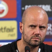 El entrenador del Sporting pide disculpas por haber comparado el gol con "las chicas en la discoteca"