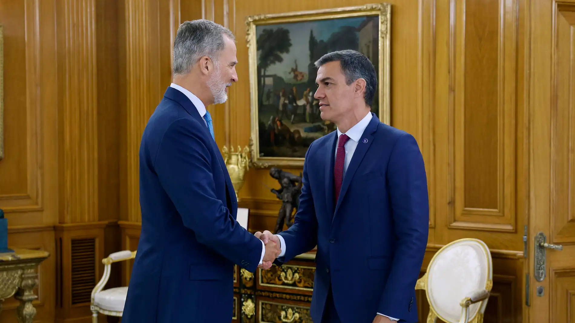 Felipe VI recibe en el Palacio de la Zarzuela a Pedro Sánchez