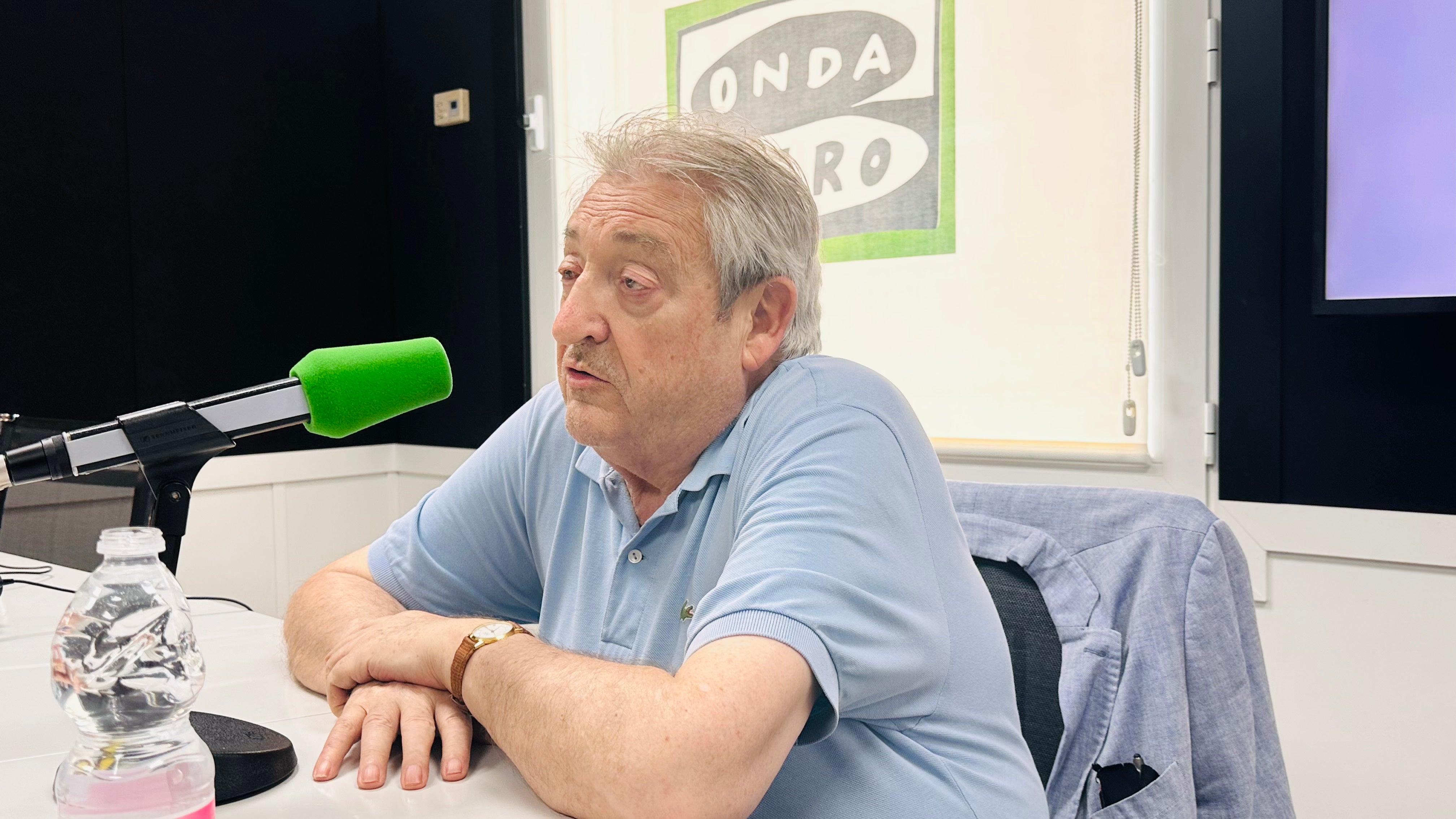 Manuel Milián Mestre: "Feijóo és un magnífic gestor, però no és un líder" Manuel Milián Mestre: "Feijóo és un magnífic gestor, però no és un líder"