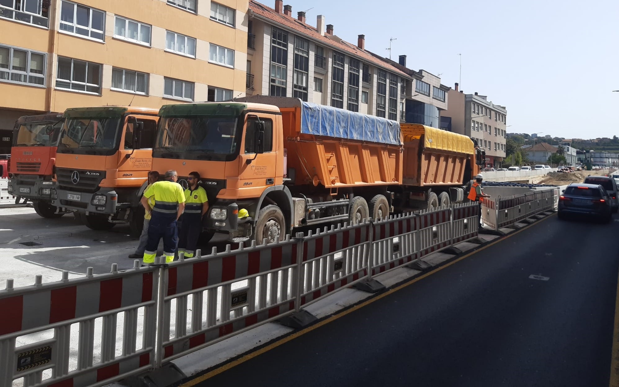 Festa das fresas en Eirís y prueba de carga superada en el túnel del Solymar, en Perillo Festa das fresas en Eirís y prueba de carga superada en el túnel del Solymar, en Perillo