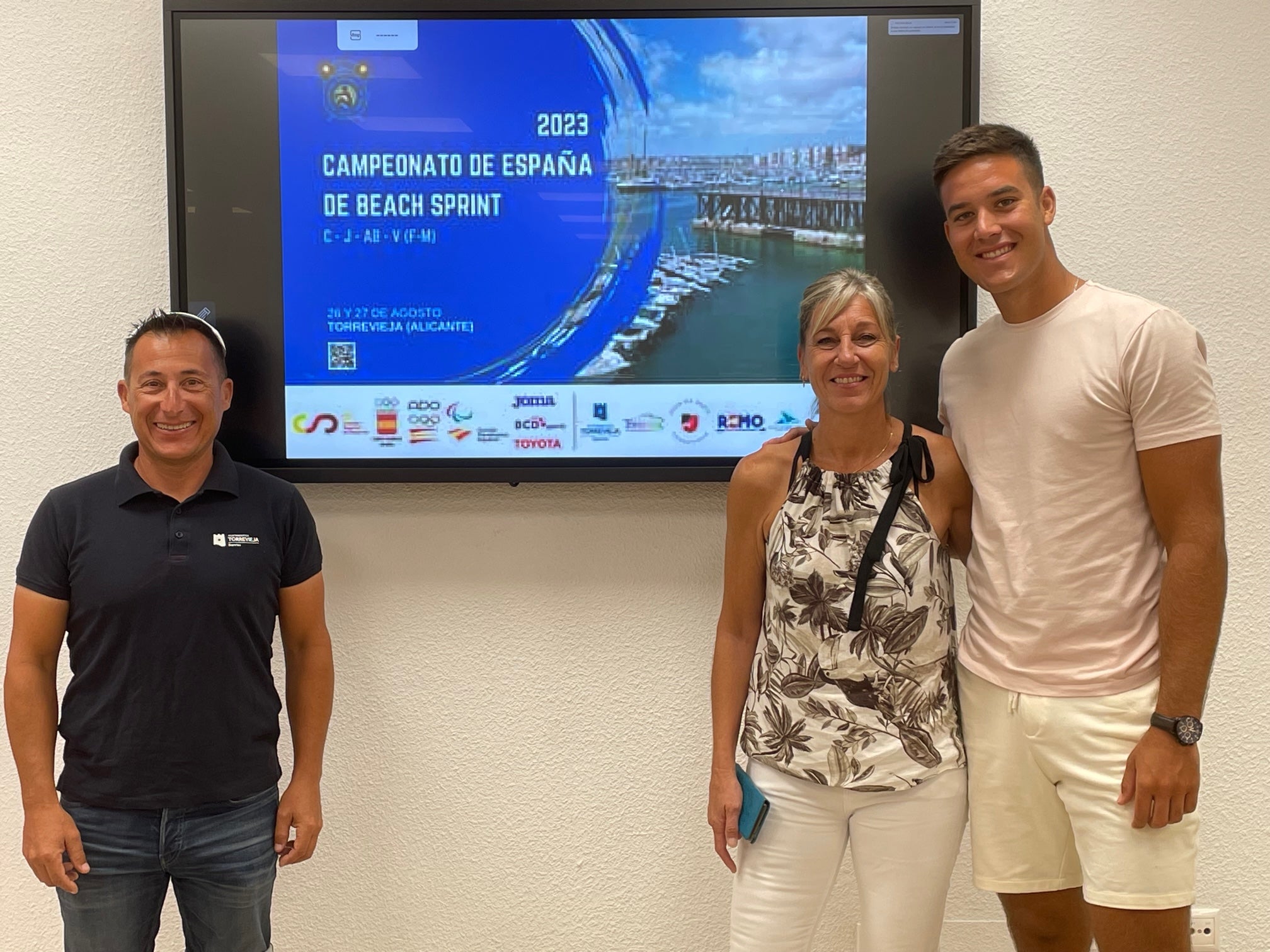 Torrevieja presenta el II campeonato de España de "Beach Sprint" Torrevieja presenta el II campeonato de España de "Beach Sprint"