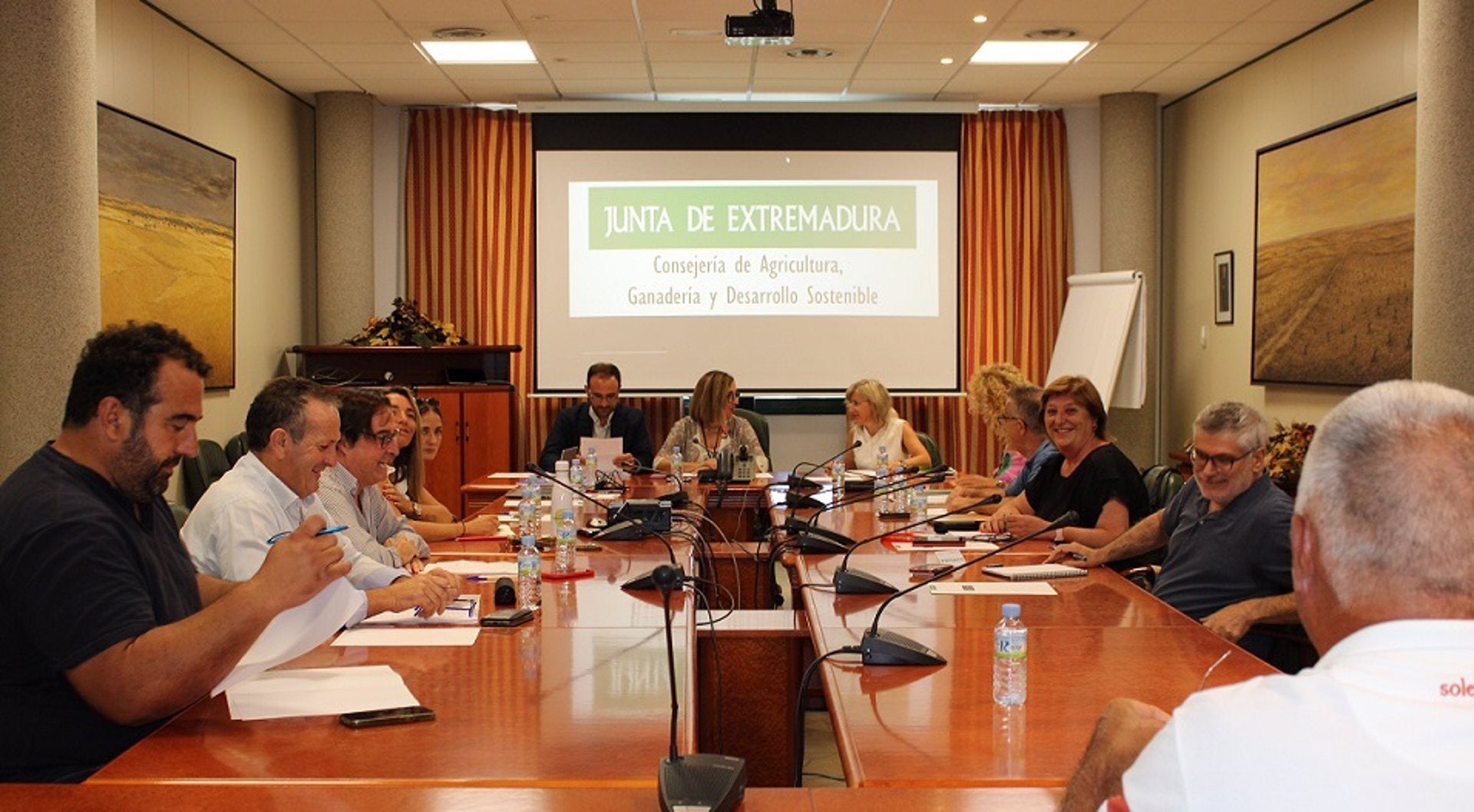 La Junta asegura que las cifras vertidas en los últimos días sobre la enfermedad hemorrágica epizoótica "no son reales" La Junta asegura que las cifras vertidas en los últimos días sobre la enfermedad hemorrágica epizoótica "no son reales"