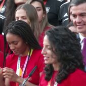 Pedro Sánchez recibe a la selección femenina de fútbol tras su triunfo en el Mundial con "orgullo" y "admiración" 