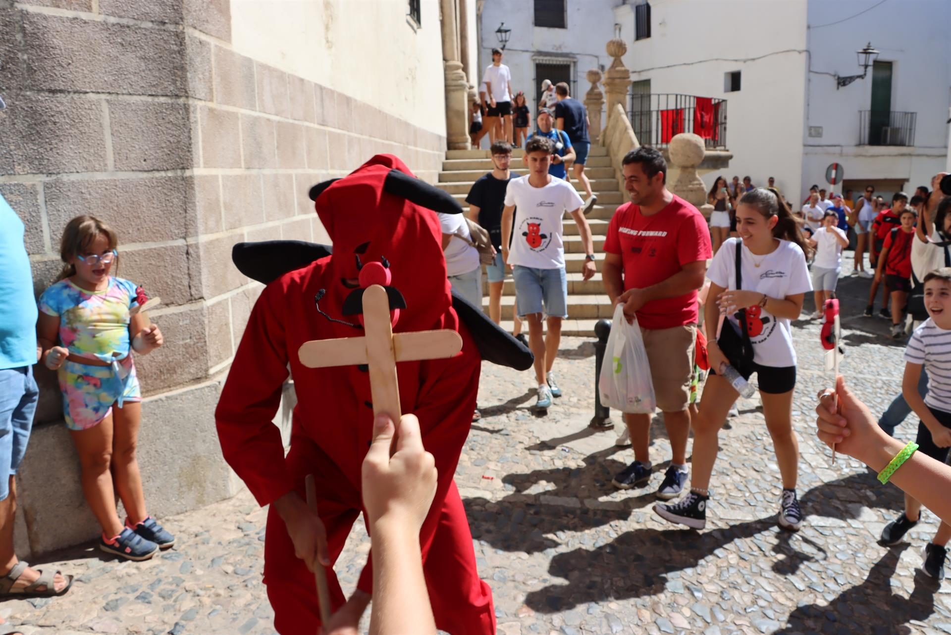 Jerez de los Caballeros revive este miércoles su ancestral 'Salida del diablo' Jerez de los Caballeros revive este miércoles su ancestral 'Salida del diablo'