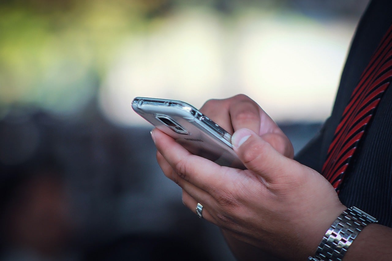 Roquetas de Mar ya tiene un teléfono gratuito para luchar contra la violencia sexual Roquetas de Mar ya tiene un teléfono gratuito para luchar contra la violencia sexual
