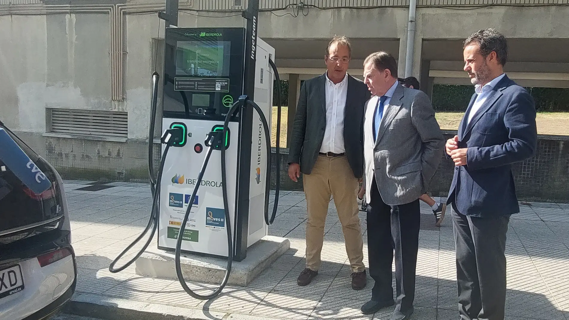 Oviedo ya cuenta con 80 puntos de recarga para vehículos eléctricos