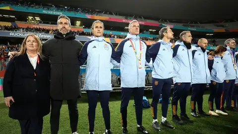 Parte del cuerpo técnico de la selección femenina se desmarca de Rubiales y pone su cargo a disposición de la RFEF Parte del cuerpo técnico de la selección femenina se desmarca de Rubiales y pone su cargo a disposición de la RFEF