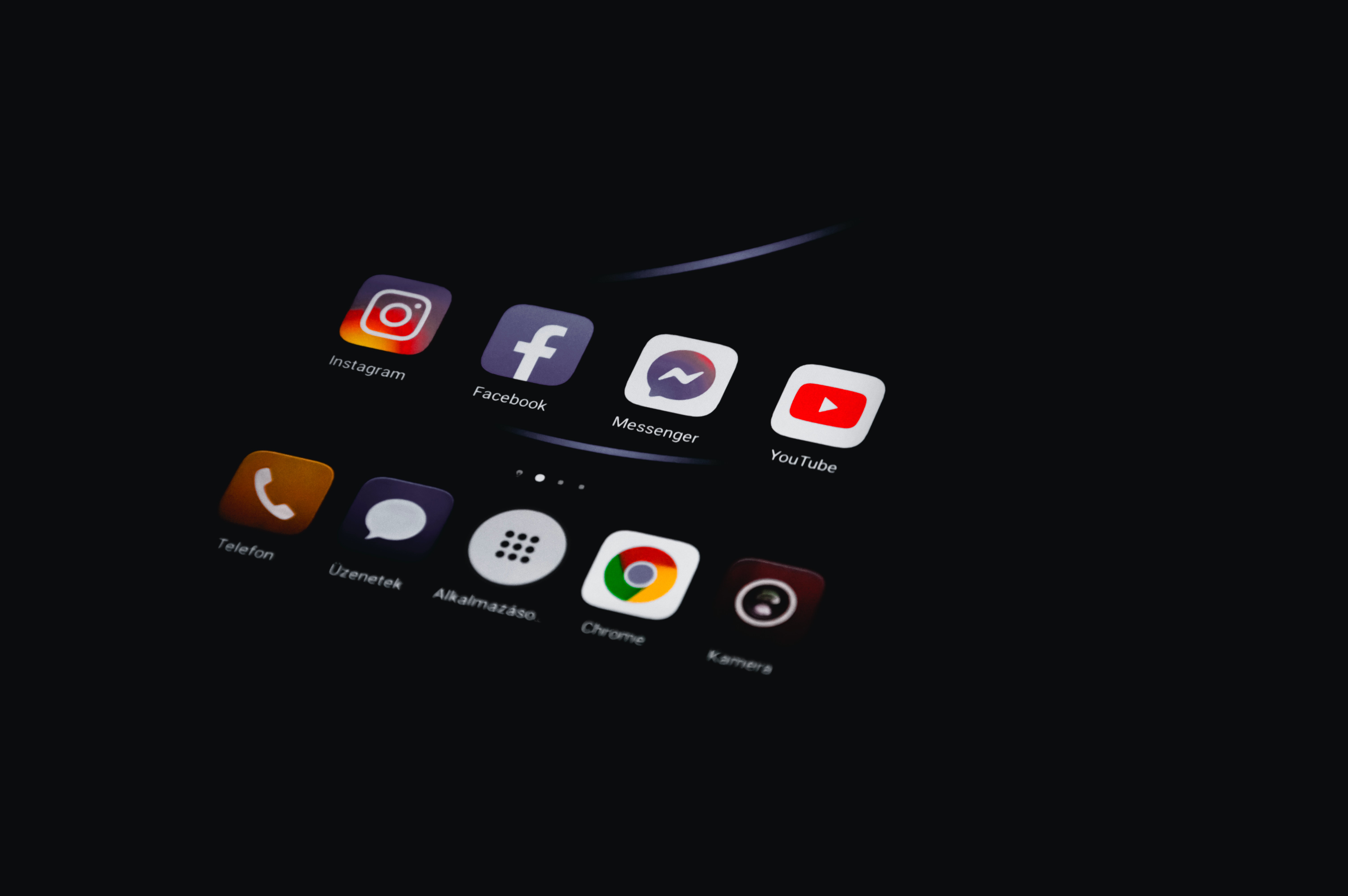 Entra en vigor la Ley de Servicios Digitales: cómo afectará a la privacidad y los algortimos en redes sociales Entra en vigor la Ley de Servicios Digitales: cómo afectará a la privacidad y los algortimos en redes sociales