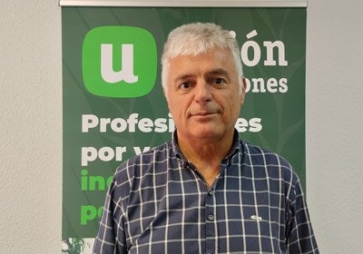 Unión de Uniones de Agricultores y Ganaderos fija el precio de la uva en 0,53 céntimos por kilo y anuncia denuncias a quien pagué un precio inferior Unión de Uniones de Agricultores y Ganaderos fija el precio de la uva en 0,53 céntimos por kilo y anuncia denuncias a quien pagué un precio inferior
