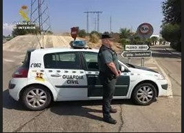 Herido grave un joven tras recibir un botellazo en una reyerta en Pedro Abad Herido grave un joven tras recibir un botellazo en una reyerta en Pedro Abad