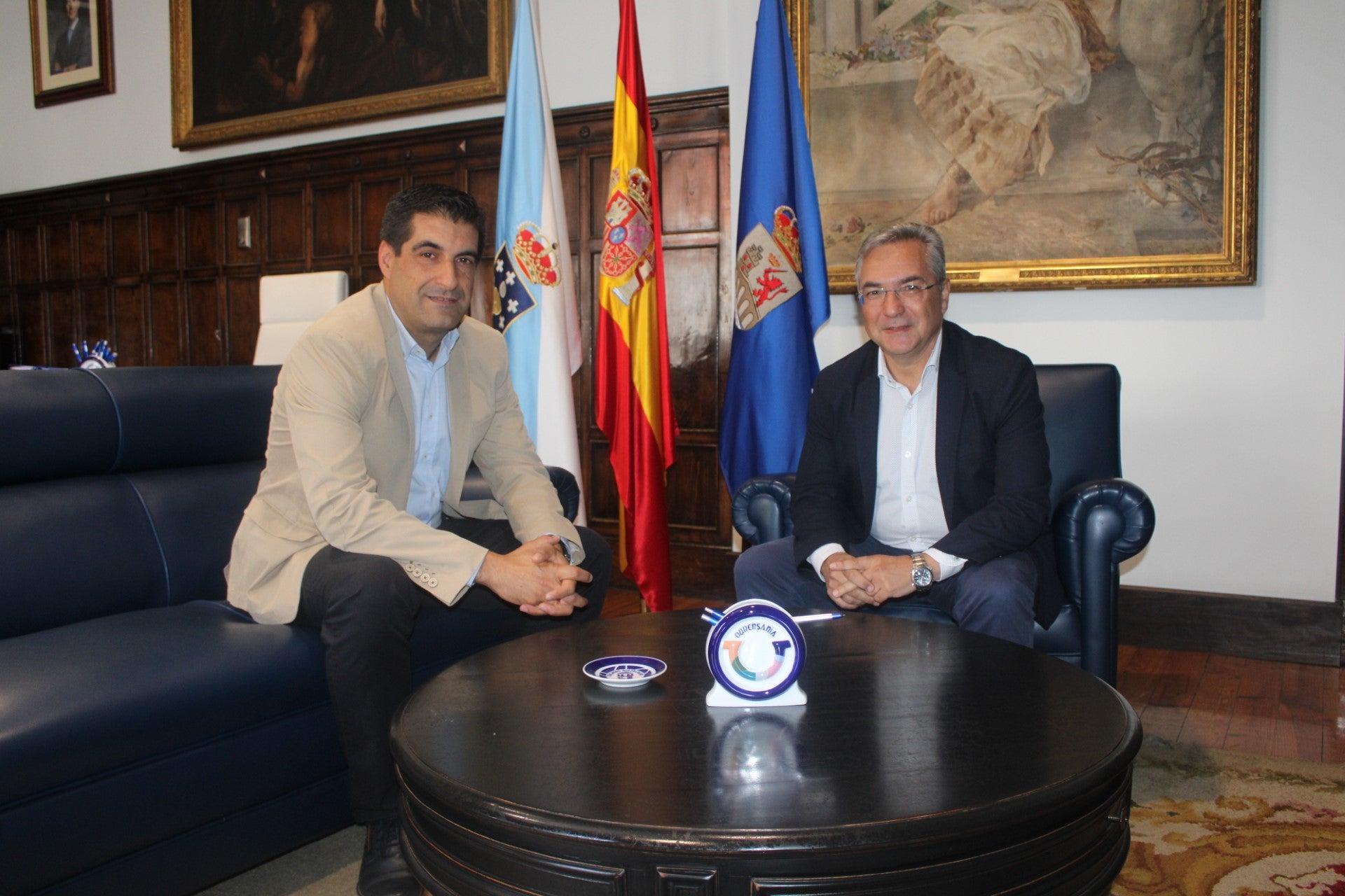 Encontro institucional entre o Presidente da Deputación e o Delegado da Xunta. Encontro institucional entre o Presidente da Deputación e o Delegado da Xunta.