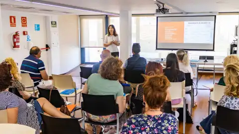El Gobierno Local de Benidorm duplica los fondos de las ayudas dirigidas a impulsar proyectos emprendedores El Gobierno Local de Benidorm duplica los fondos de las ayudas dirigidas a impulsar proyectos emprendedores