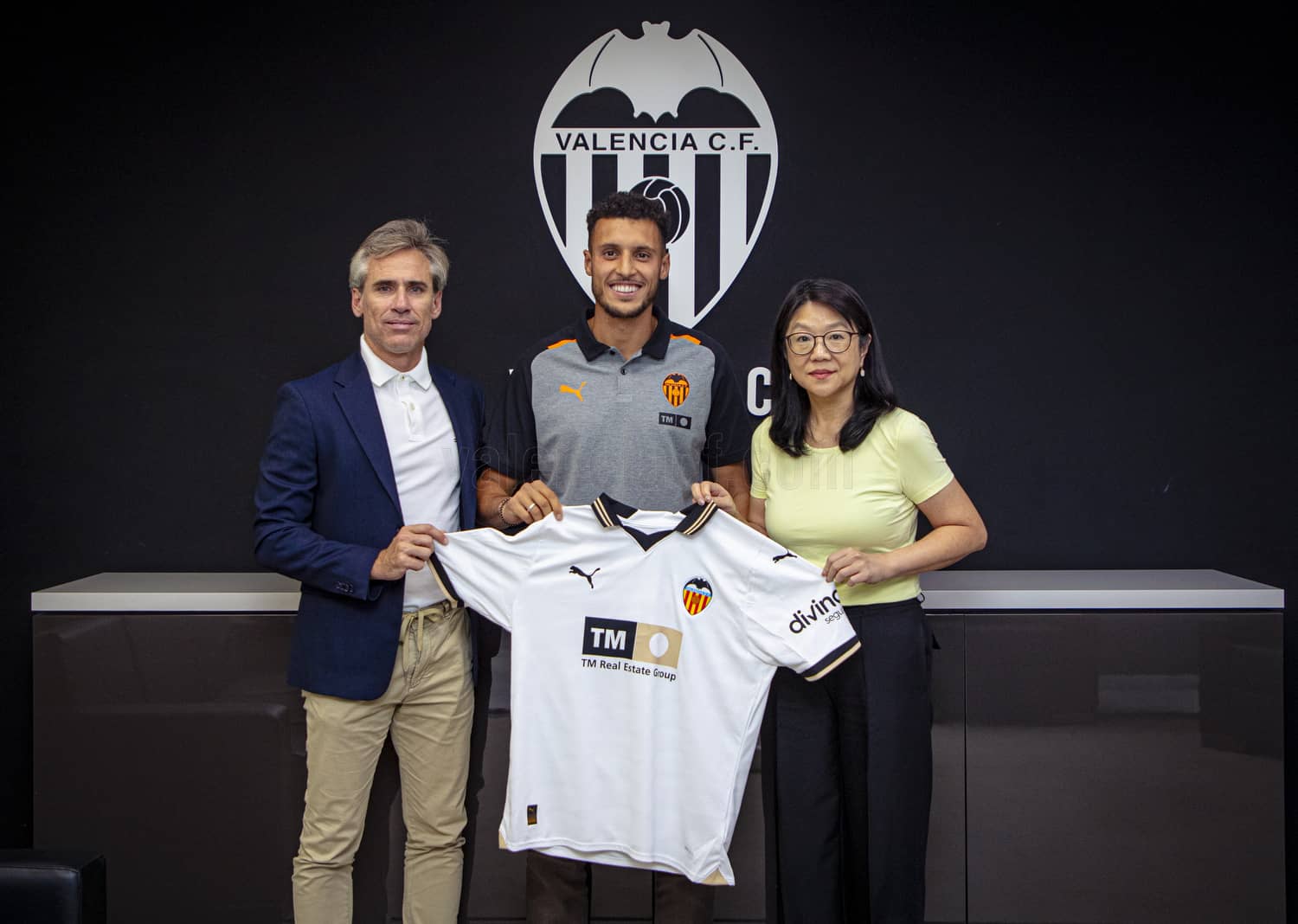 El Valencia hace oficial el fichaje de Amallah El Valencia hace oficial el fichaje de Amallah
