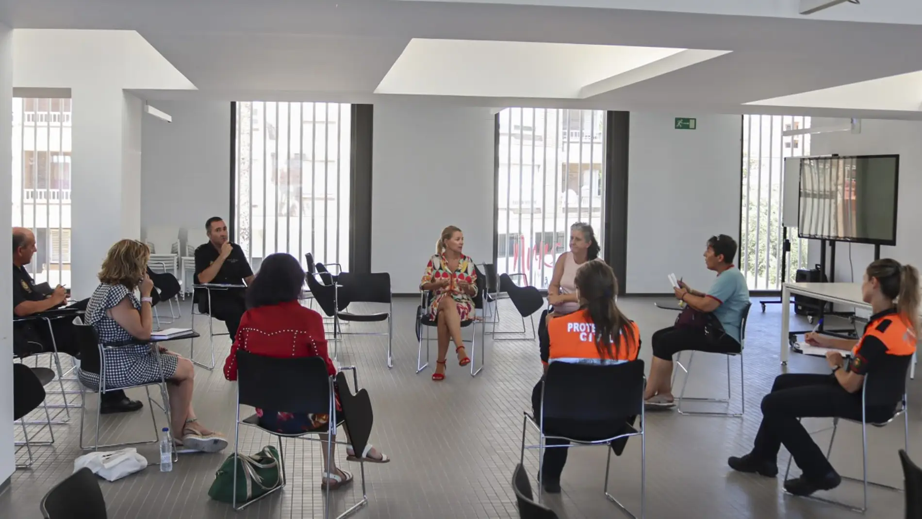 Imagen de archivo de una reunión de voluntarias del Punto Violeta en la BUC de Vila-real. 