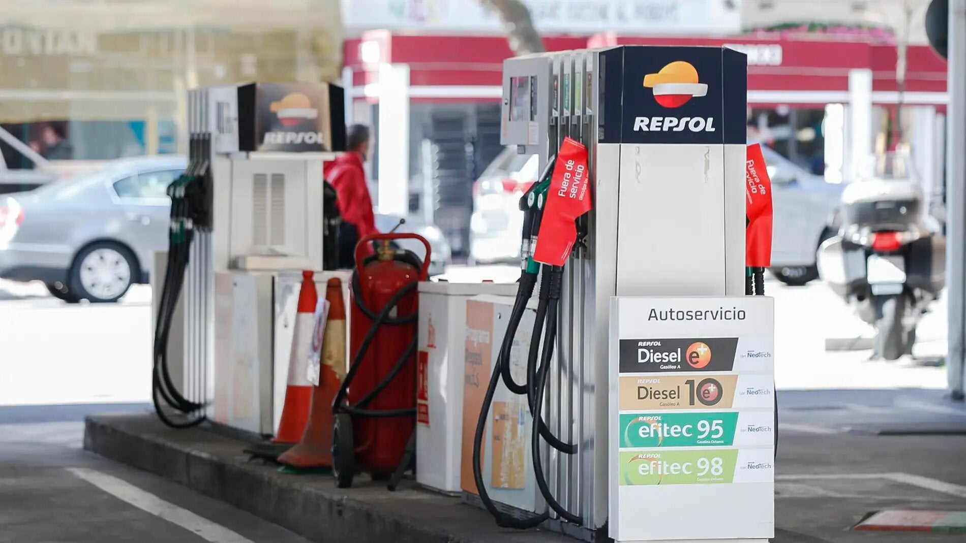 El IPC sube hasta el 2,6% en agosto por los carburantes y la inflación subyacente se modera al 6,1% El IPC sube hasta el 2,6% en agosto por los carburantes y la inflación subyacente se modera al 6,1%