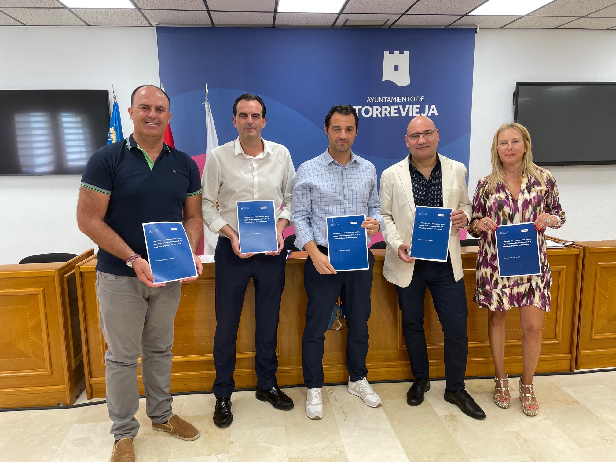 Ayuntamiento de Torrevieja, Agamed y Cruz Roja contribuyen a la inserción laboral con el programa 'Ola' Ayuntamiento de Torrevieja, Agamed y Cruz Roja contribuyen a la inserción laboral con el programa 'Ola'