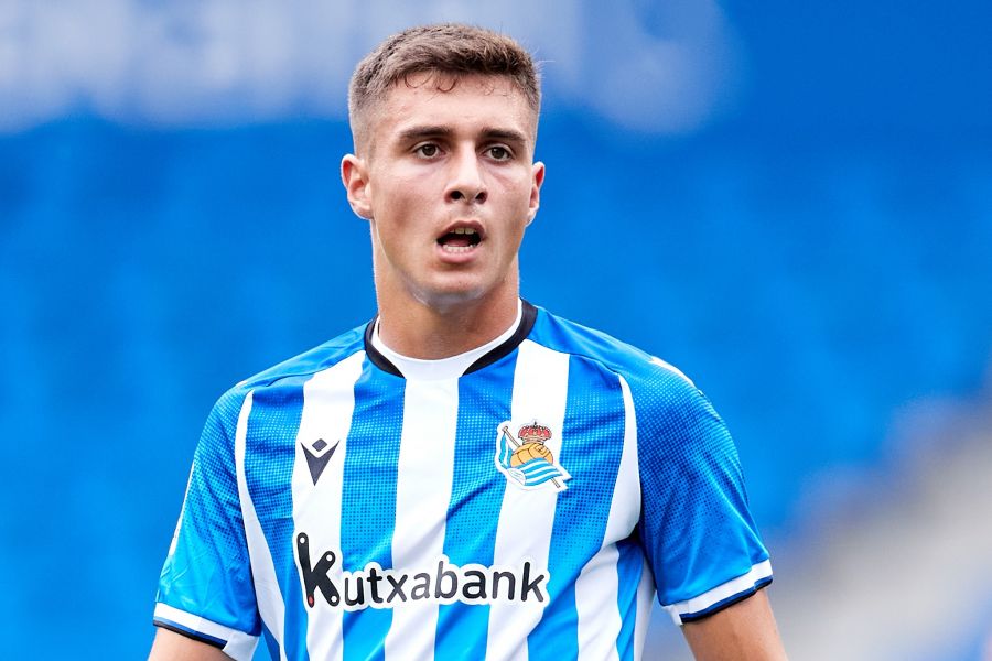 El Elche espera a Karrikaburu y pregunta por el Choco Lozano El Elche espera a Karrikaburu y pregunta por el Choco Lozano