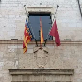 Alzira banderas a media asta Alzira banderas a media asta
